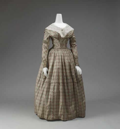 1843. house dress